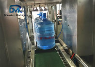 突進された水自動Palletizer時間によって禁止される水機械1台あたりの1000本のびん